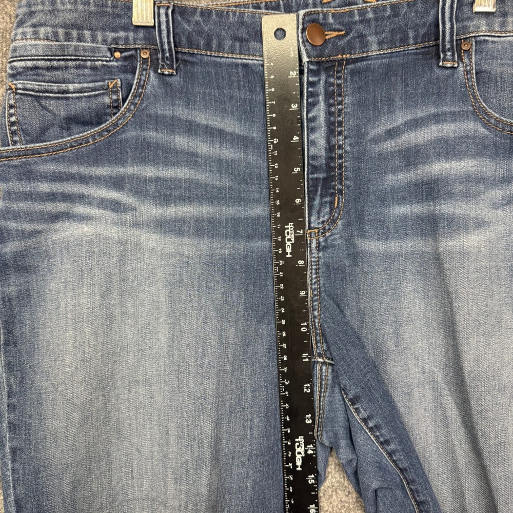 Chicos Platinum Jeans 3 Womens 16 Blue Medium Wash Straight Leg Stretch 40x28 - Picture 8 of 13